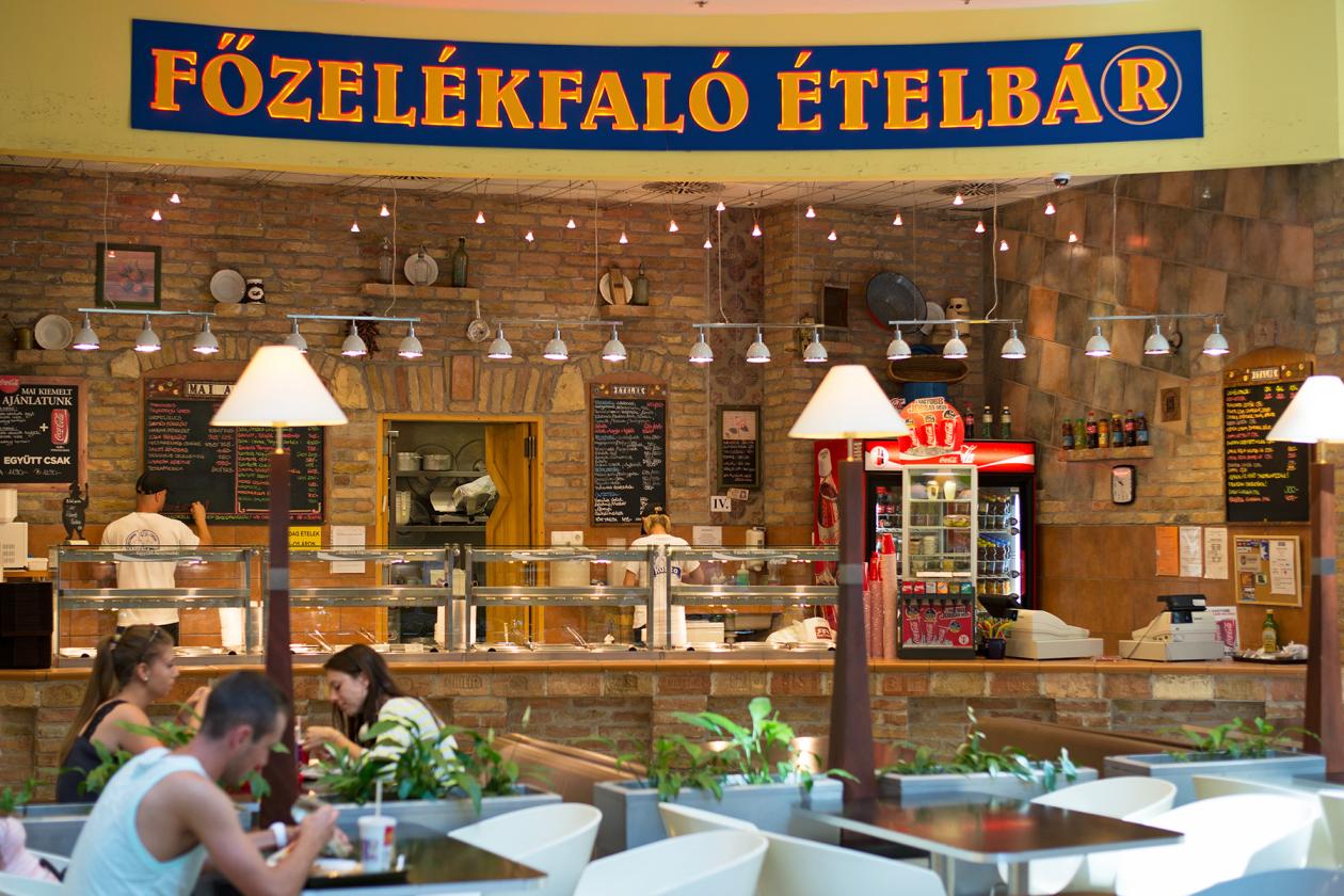 F�zel�kfal� Ar�na